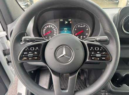 Mercedes-Benz - Sprinter