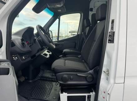Mercedes-Benz - Sprinter