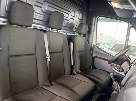 Mercedes-Benz - Sprinter