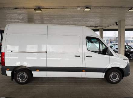 Mercedes-Benz - Sprinter