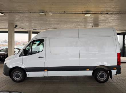 Mercedes-Benz - Sprinter