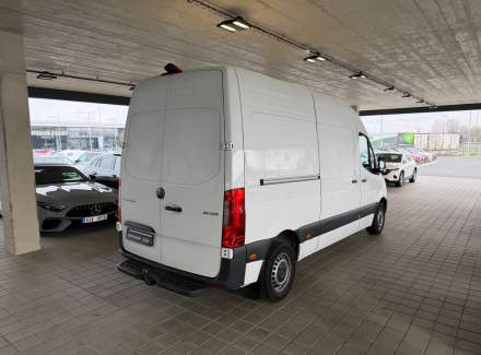Mercedes-Benz - Sprinter