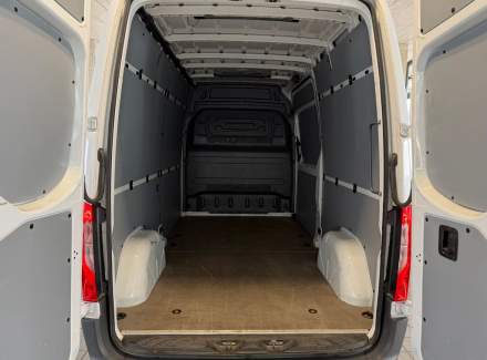 Mercedes-Benz - Sprinter