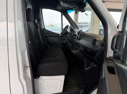 Mercedes-Benz - Sprinter