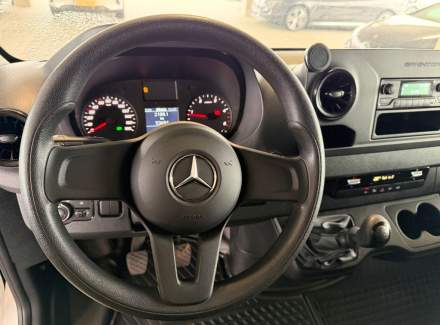 Mercedes-Benz - Sprinter
