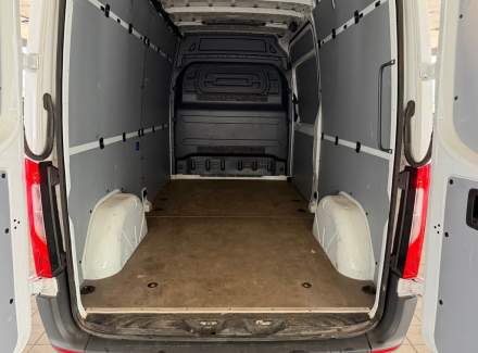 Mercedes-Benz - Sprinter