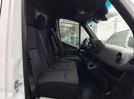 Mercedes-Benz - Sprinter