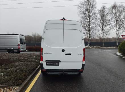 Mercedes-Benz - Sprinter