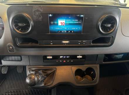 Mercedes-Benz - Sprinter