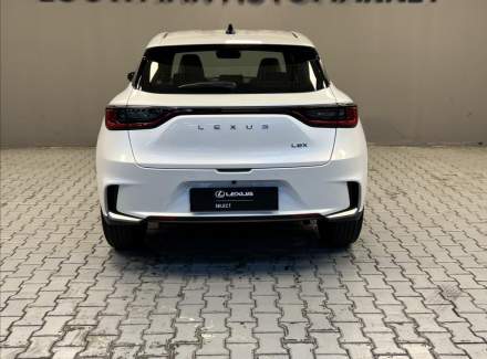 Lexus - LBX