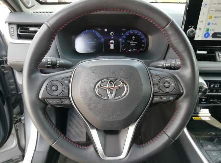 Toyota - RAV 4