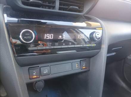 Toyota - Yaris Cross