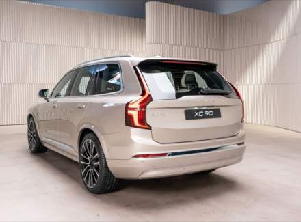 Volvo - XC90