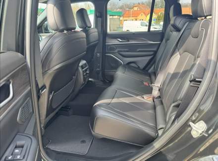 Jeep - Grand Cherokee