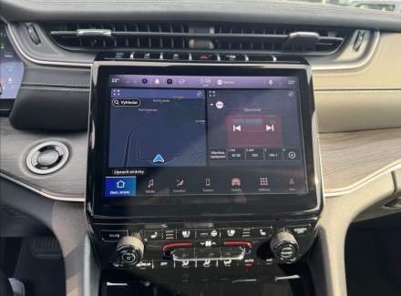 Jeep - Grand Cherokee