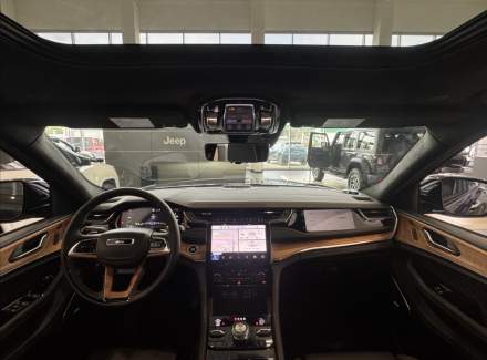 Jeep - Grand Cherokee