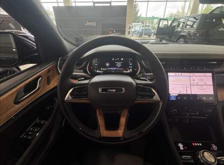 Jeep - Grand Cherokee