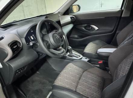 Toyota - Yaris Cross