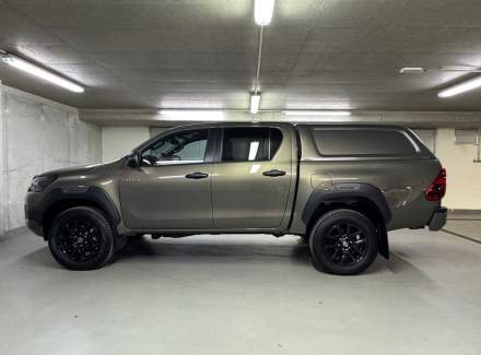 Toyota - Hilux