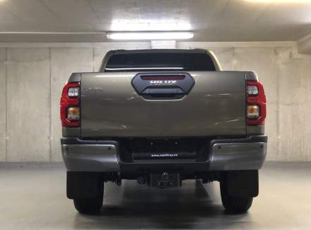 Toyota - Hilux