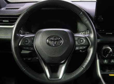 Toyota - RAV 4