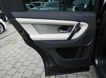 Land Rover - Discovery Sport