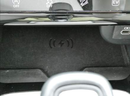 Land Rover - Discovery Sport