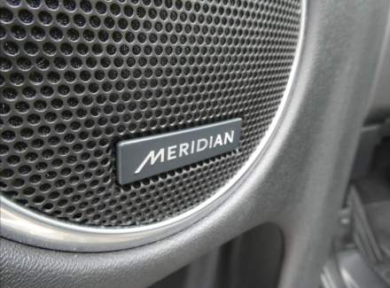 Land Rover - Discovery Sport