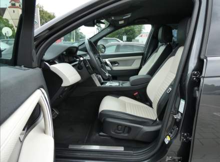 Land Rover - Discovery Sport