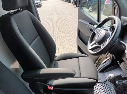 Mercedes-Benz - Sprinter