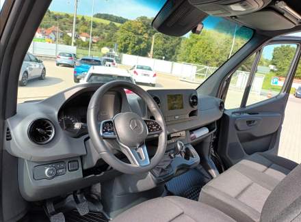 Mercedes-Benz - Sprinter