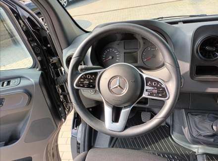 Mercedes-Benz - Sprinter