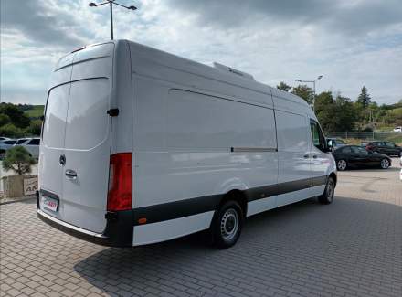 Mercedes-Benz - Sprinter