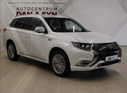 Mitsubishi - Outlander