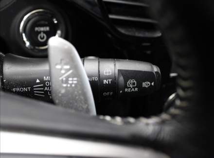 Mitsubishi - Outlander