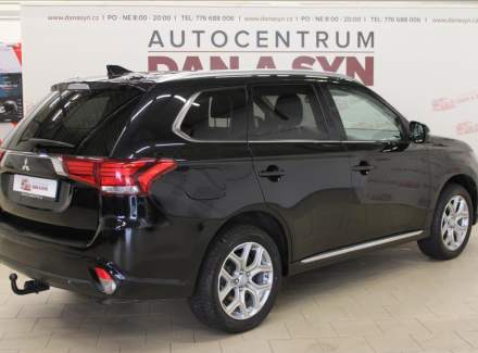 Mitsubishi - Outlander