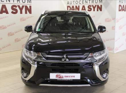 Mitsubishi - Outlander