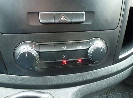 Mercedes-Benz - Vito