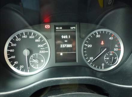 Mercedes-Benz - Vito