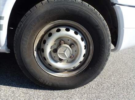 Mercedes-Benz - Sprinter