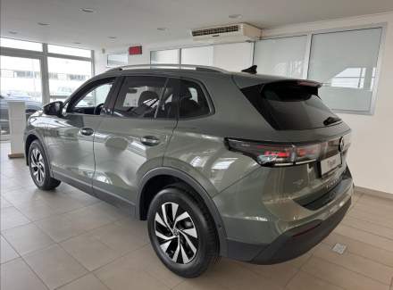 Volkswagen - Tiguan