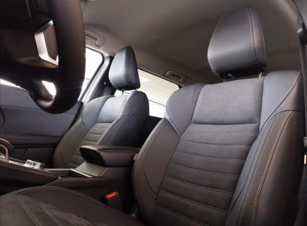 Mitsubishi - Outlander