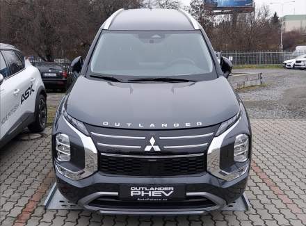 Mitsubishi - Outlander