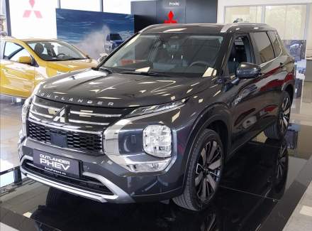 Mitsubishi - Outlander