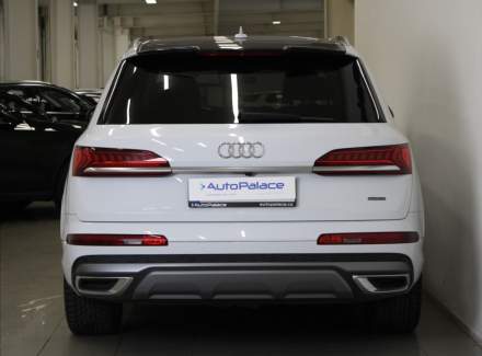 Audi - Q7