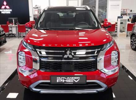 Mitsubishi - Outlander