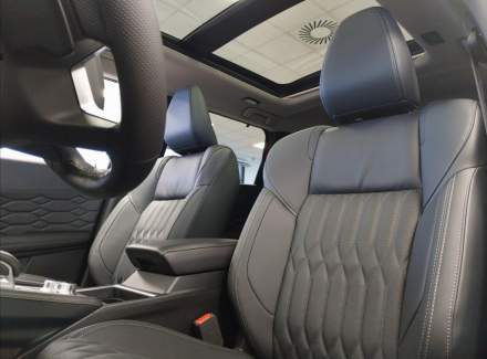 Mitsubishi - Outlander