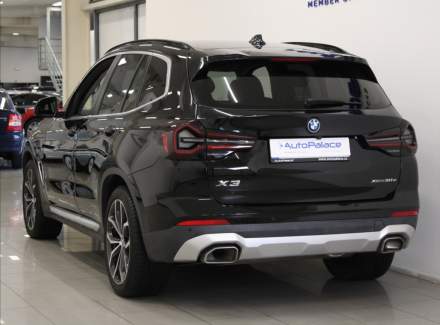 BMW - X3