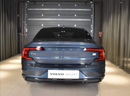 Volvo - S90