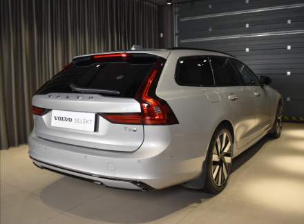 Volvo - V90